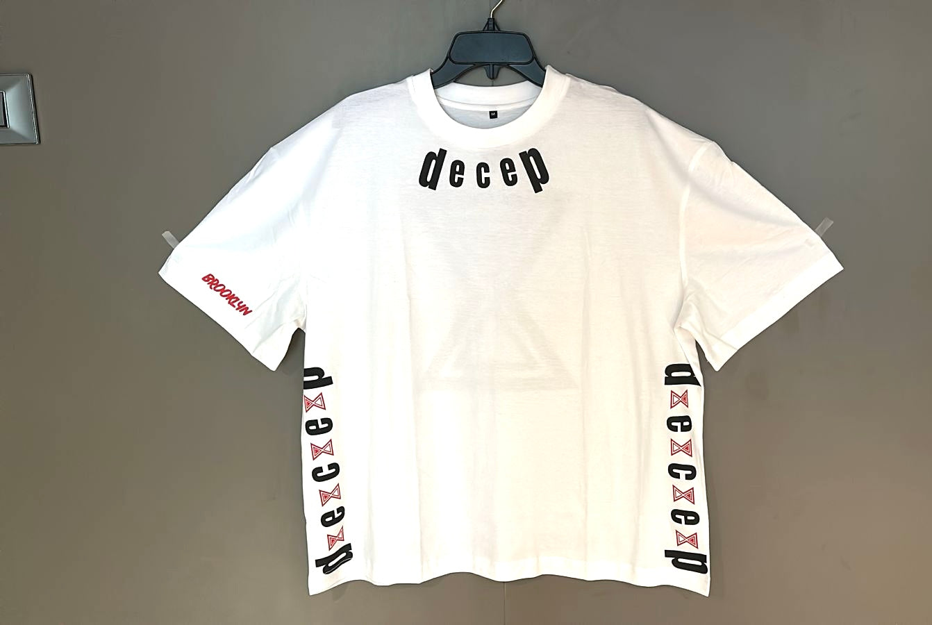 Decep Moto Tee: Necklace